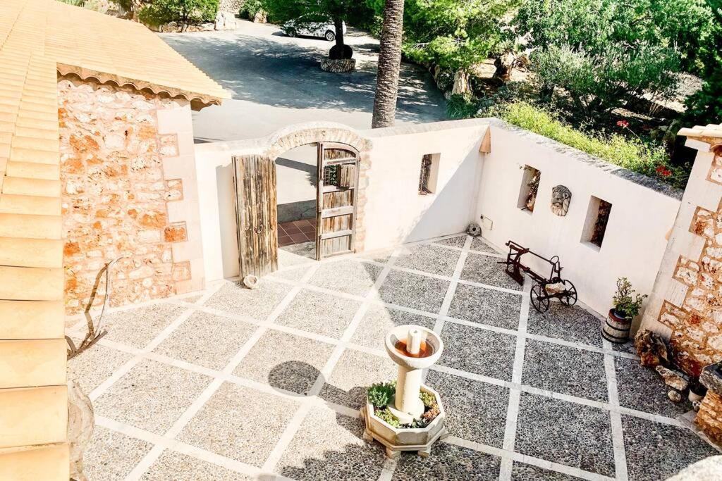 Es Castell De Ca N'Alou De Ses Cases Noves S'Horta Kültér fotó